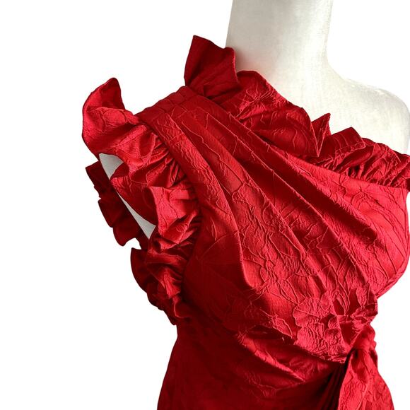 Monique Lhuillier Dress 2 - Picture 6 of 10